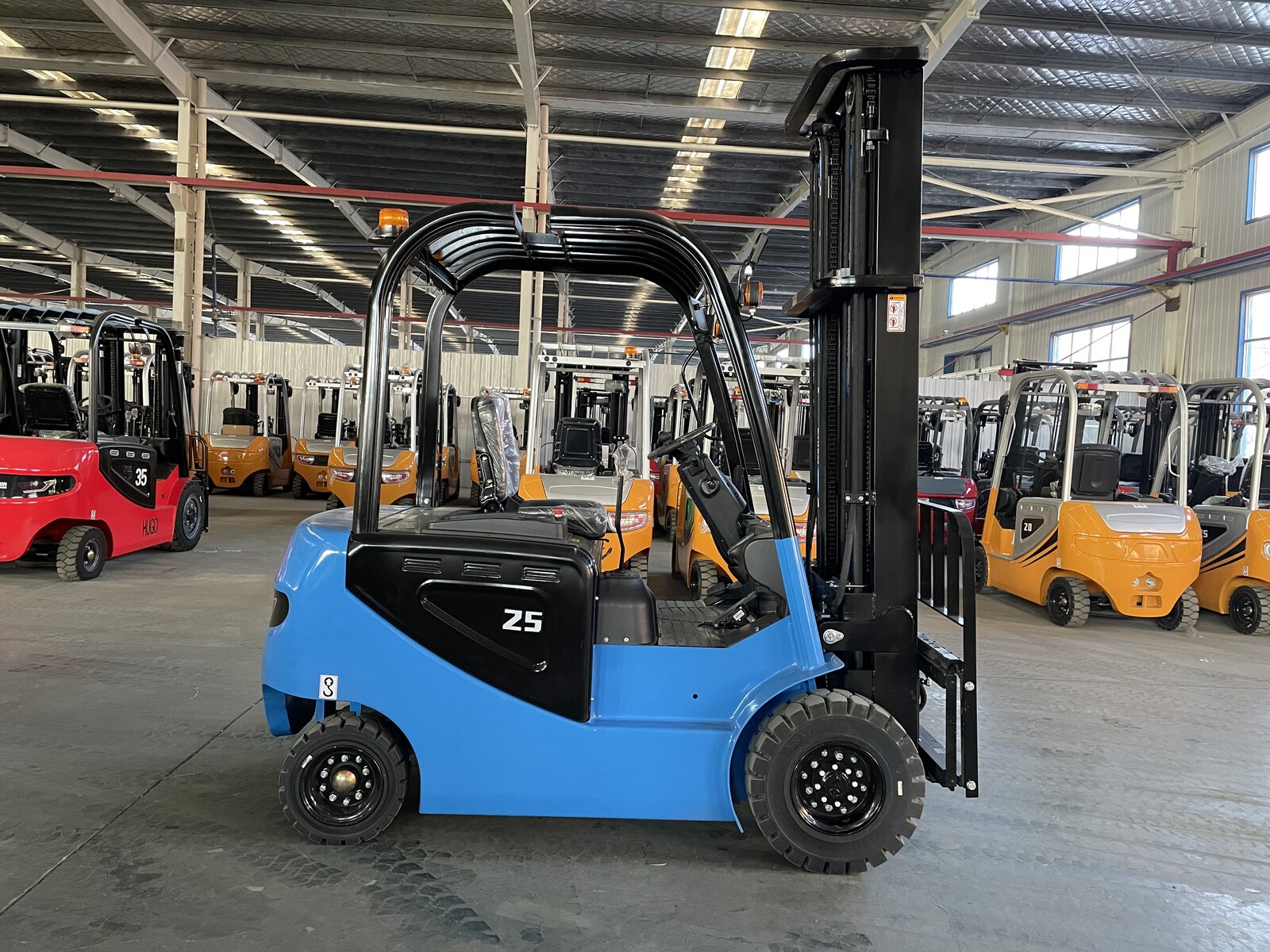 Korvex CPC25 forklift in factory stock
